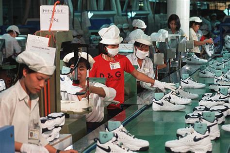 are factory workers making nike products nike employees